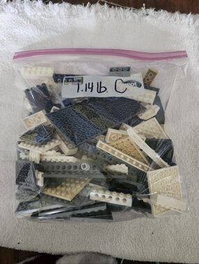 Authentic Lego Lot of Mostly Grey, White & Tan Building Bricks Weighing 1.14 1b